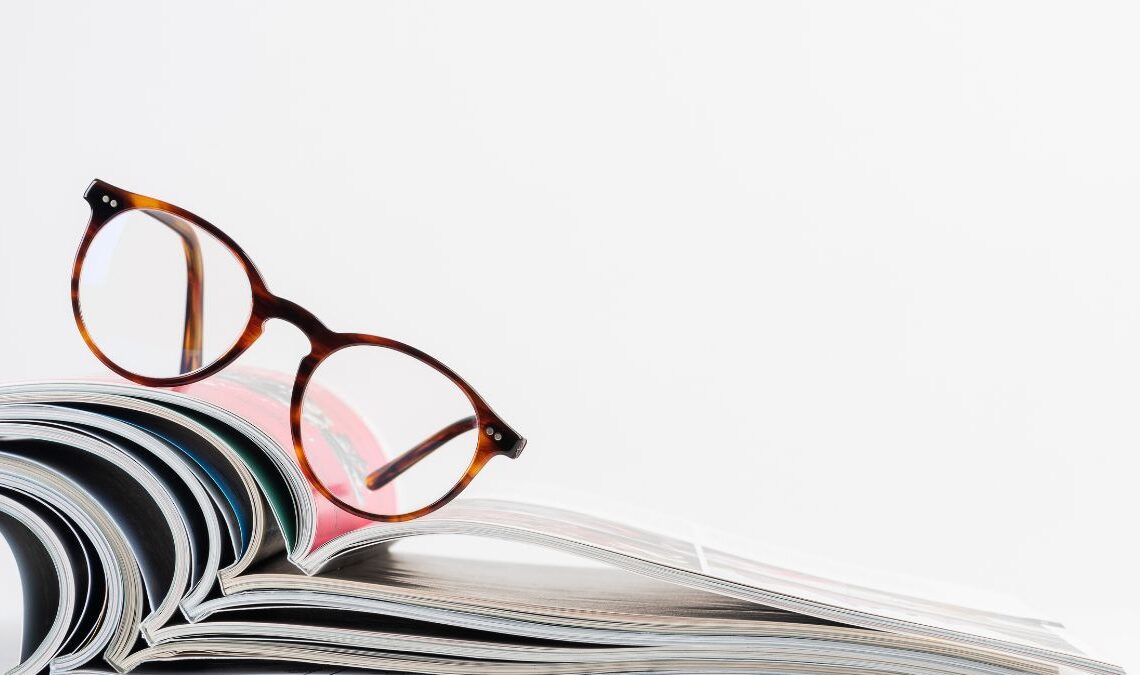 Why Shopping For Reading Glasses Beats Shopping Local