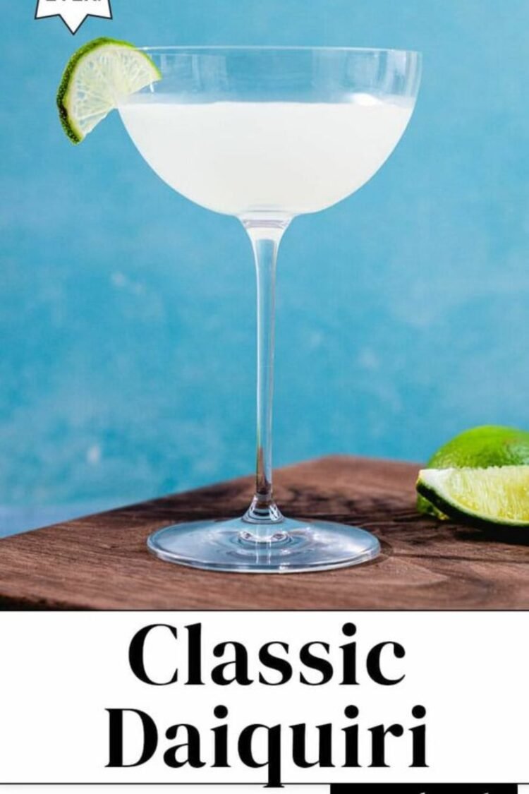 Top 16 Girly Drinks For A Classy Girl’s Night Out