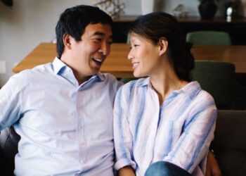 Andrew Yang Wife Evelyn Yang