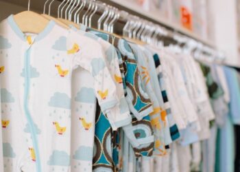 Best Toddler Clothes To Keep Them Cool In Hot Weather