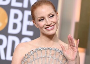 Jessica Chastain Golden Globes 2023 Photos In Spider Web Dress