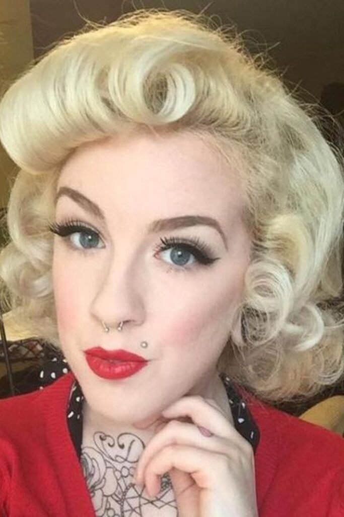 Pin-Up Bob Hairstyle