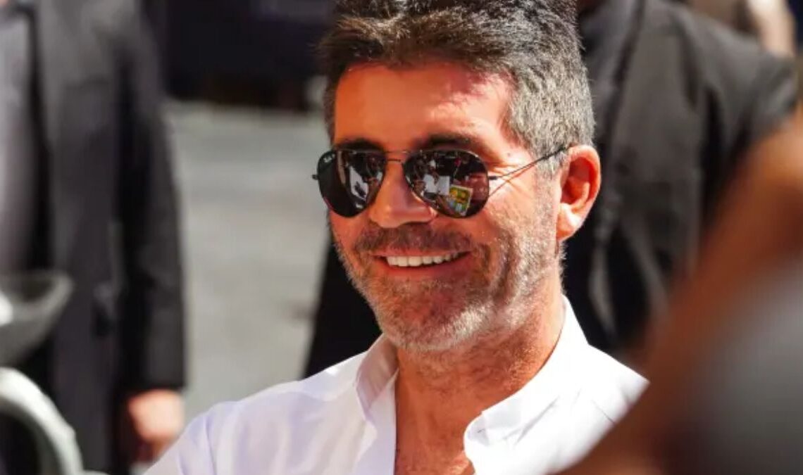 Does Simon Cowell die