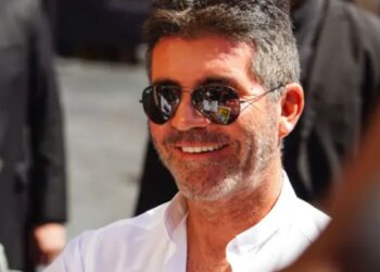 Does Simon Cowell die