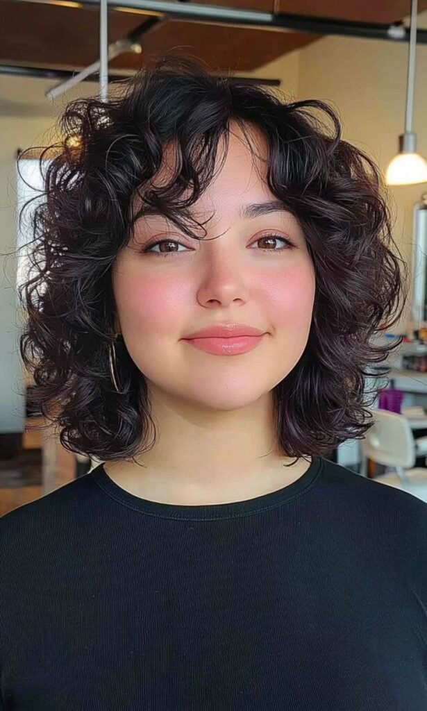 Short Curly Hair For Round Face