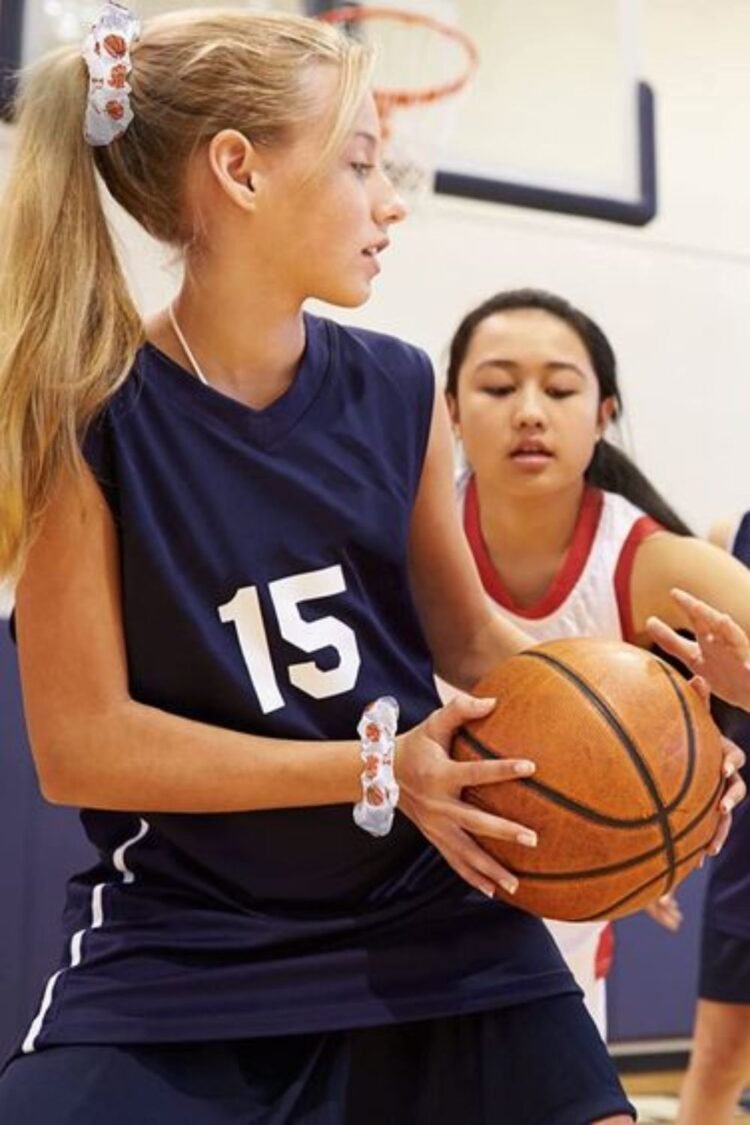 top-27-cute-basketball-hairstyles-to-stun-the-court