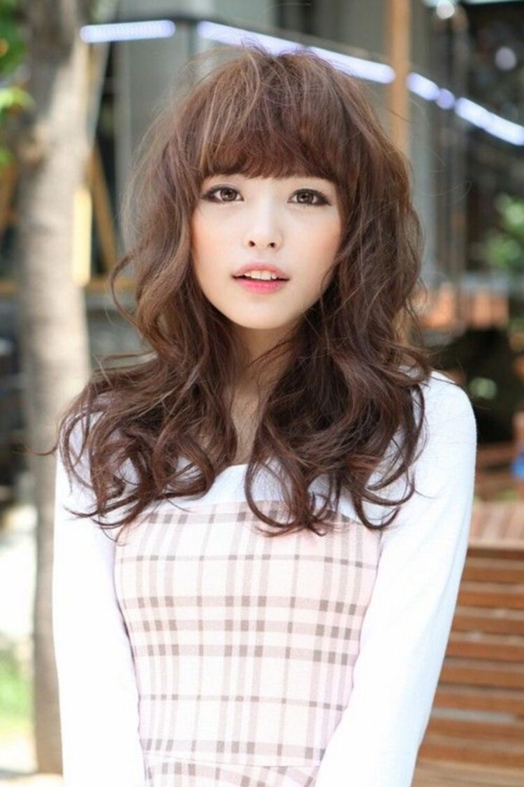 Wavy Hair With Front Bangs 750x1125 