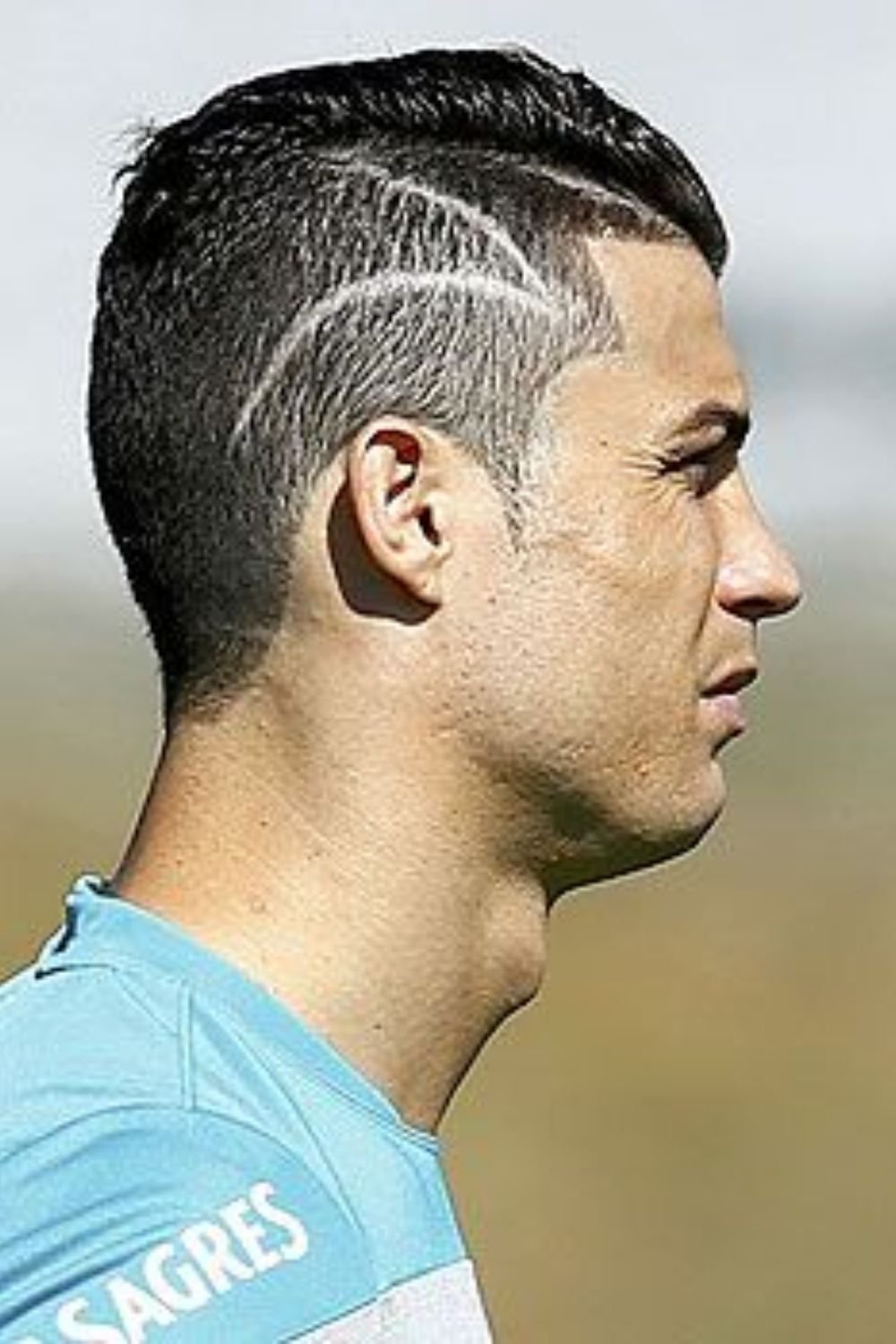 12 Trendy Lightning Bolt Haircut Ideas To Style In 2024