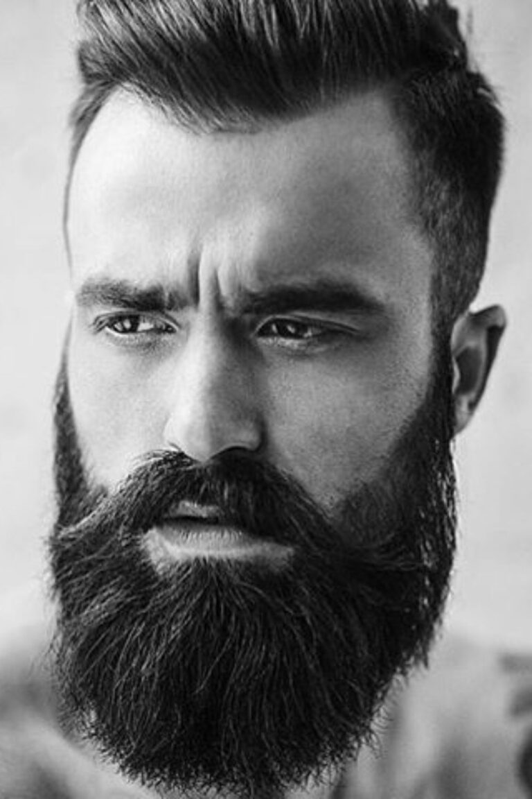 Top 18 Beard Styles For Oval Face to Match Your Features