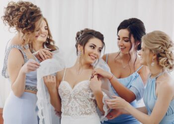 20 Hairstyles For Jr Bridesmaids For Perfect Looks