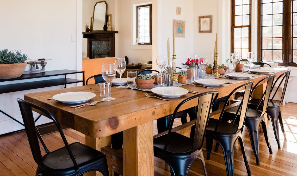 5 Design Hacks for a Stunning Dining Room Makeover