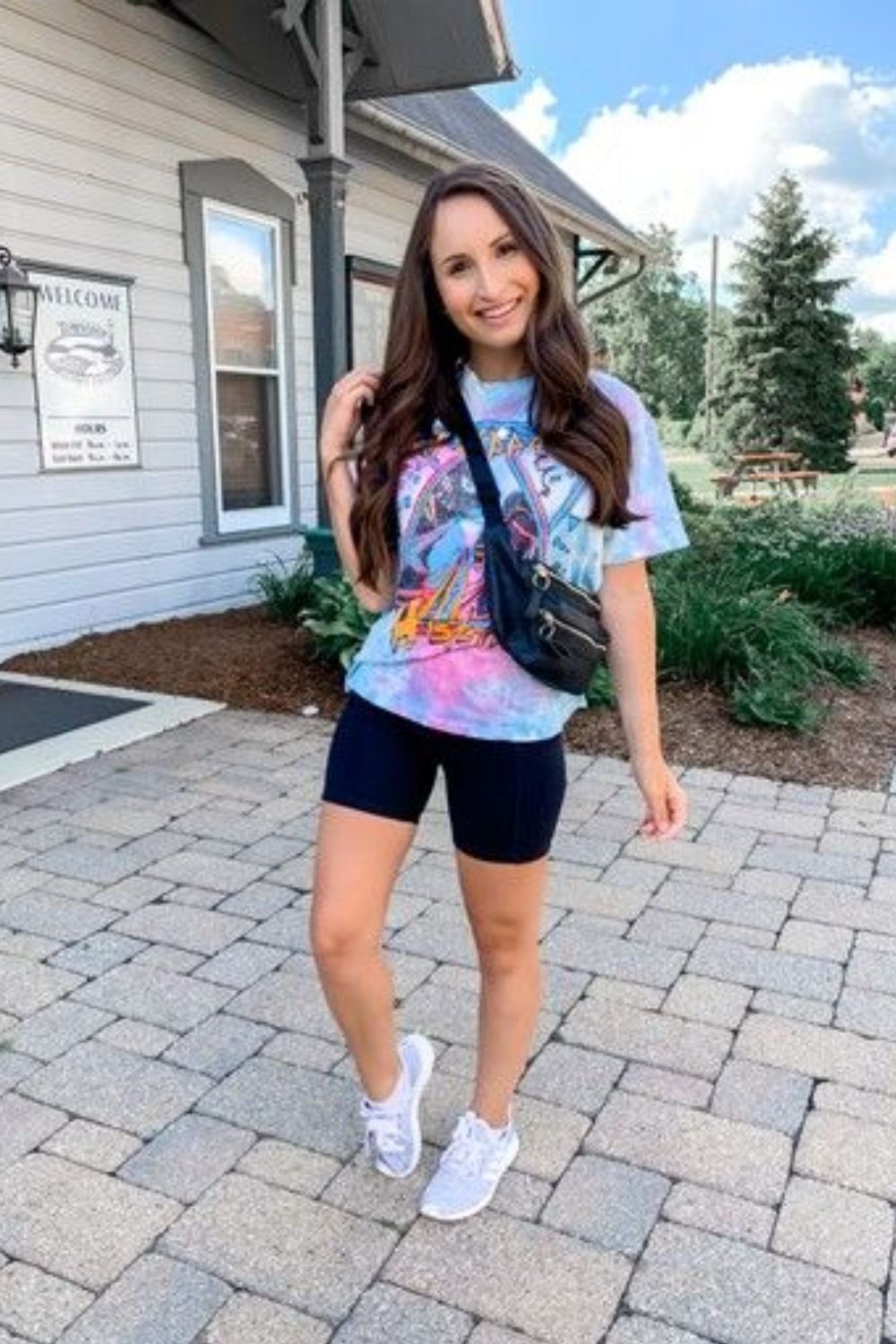 15 Best Leather Shorts Outfit Ideas To Rock The Chic Look