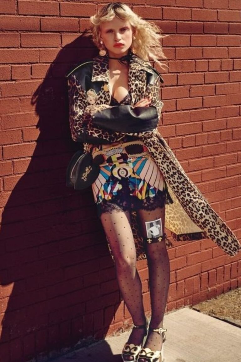 Top 10 Models Under 5'5 That Are Short & Stunning