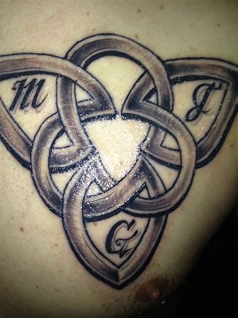 Eternal Love Knot
