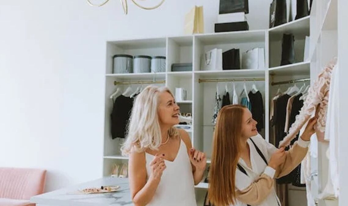 How to Build a Stylish Wardrobe On a Budget