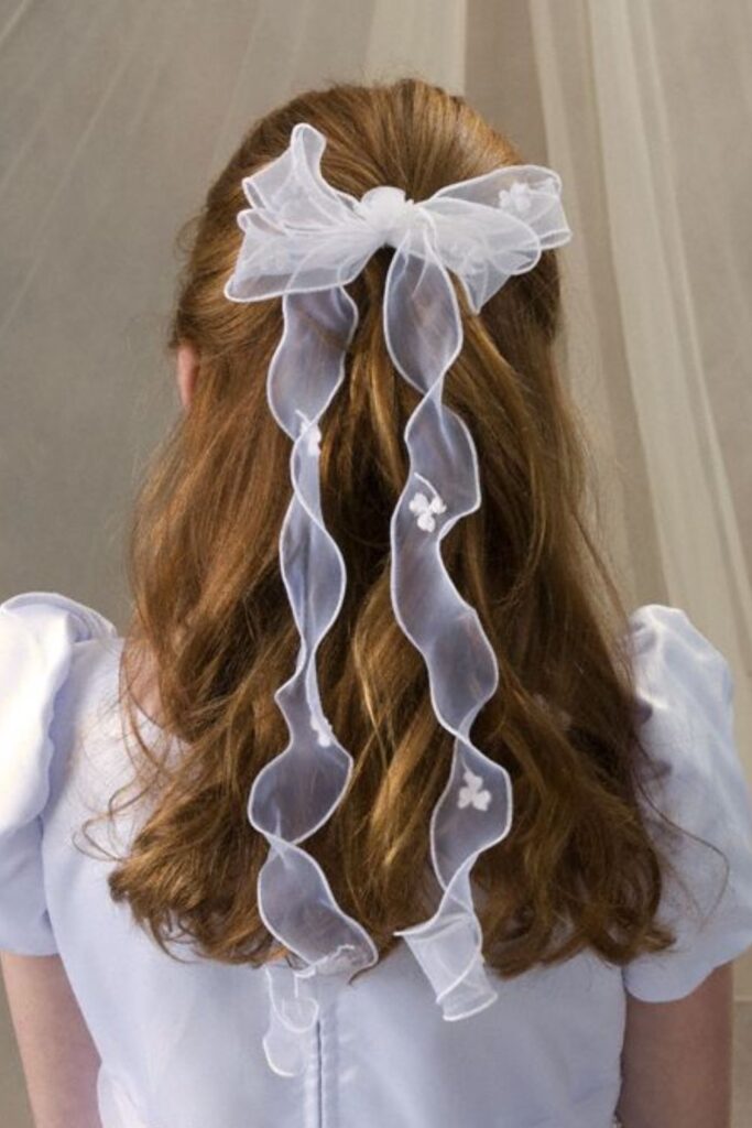 Loose Waves with Ribbon Detail