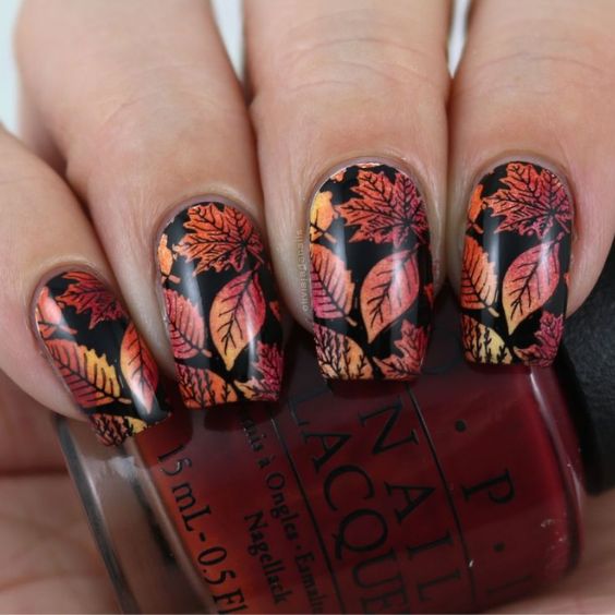 Autumn Leaves Acrylic Nails