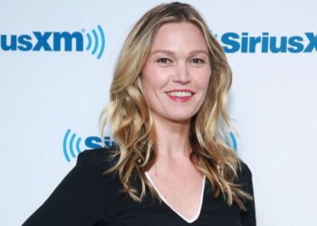 Julia Stiles Net Worth