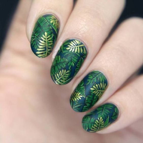 Woodland Ferns Acrylic Nails