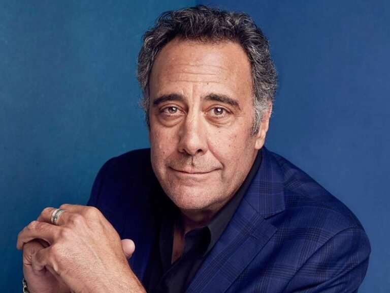 Who is Maxwell Bradley Garrett, Brad Garrett's Son?