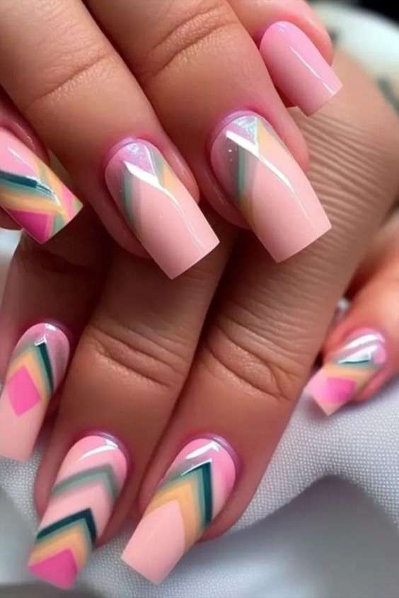 Geometric Tapered Square Nails