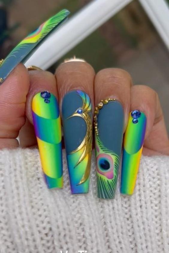 Peacock Plumage Nails