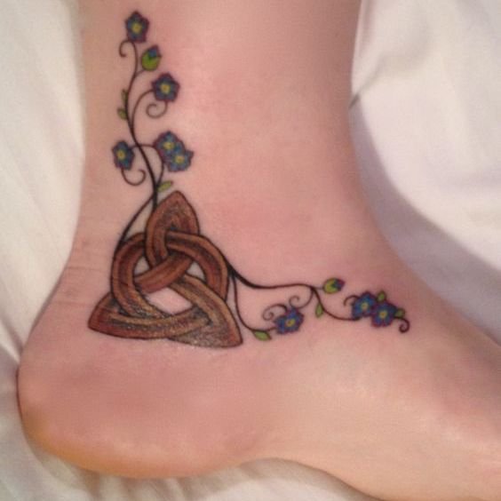 Celtic Knot Vine Enchantment