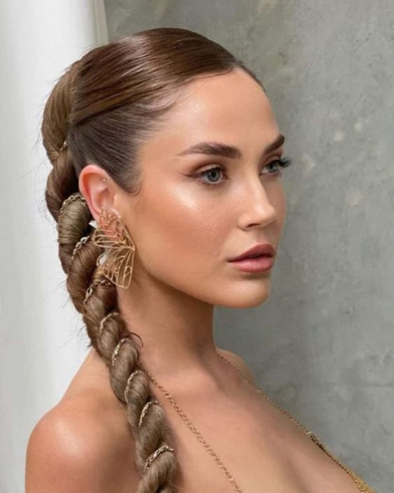 The Grecian Goddess Braid