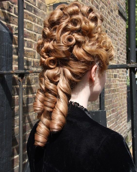 Victorian Vortex Curls