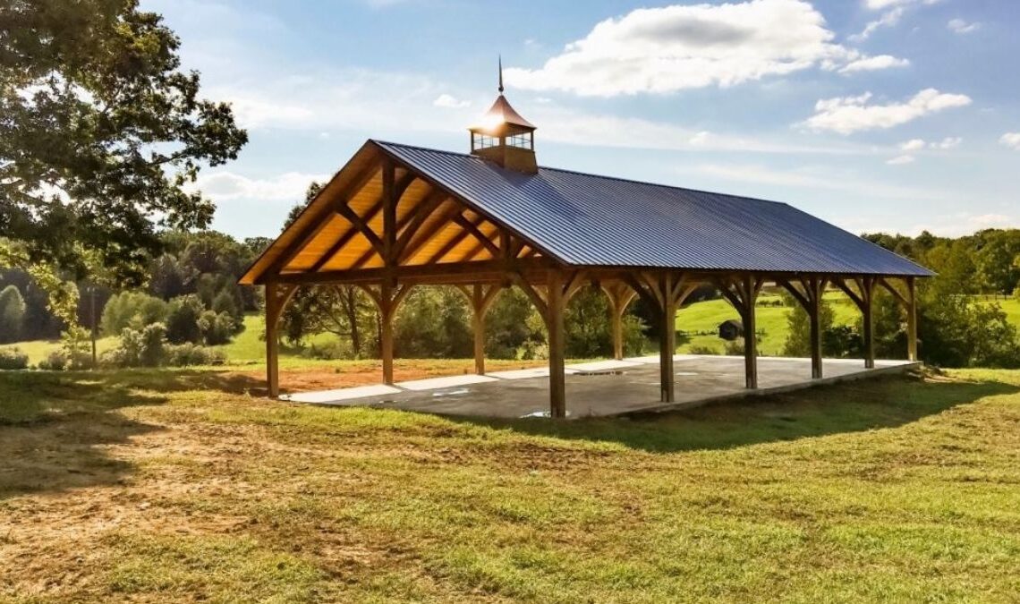 Timber Frame Pavilions: Enhancing Arlington Outdoor Spaces