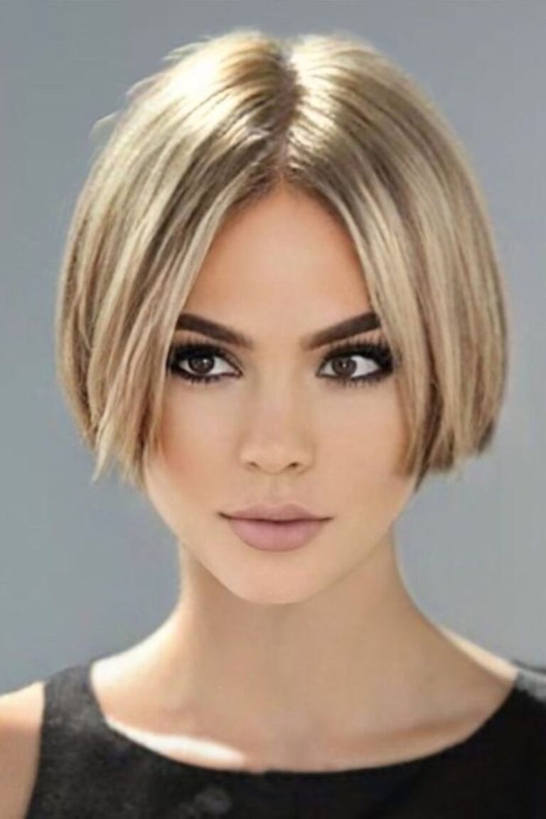 35 Famous Pixie Bob Haircuts For Women To Try This Season