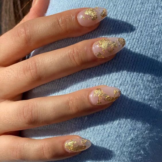 Gold Leaf Flecks Nail