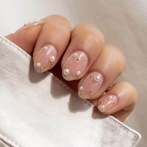 Gold Nails With Pearls