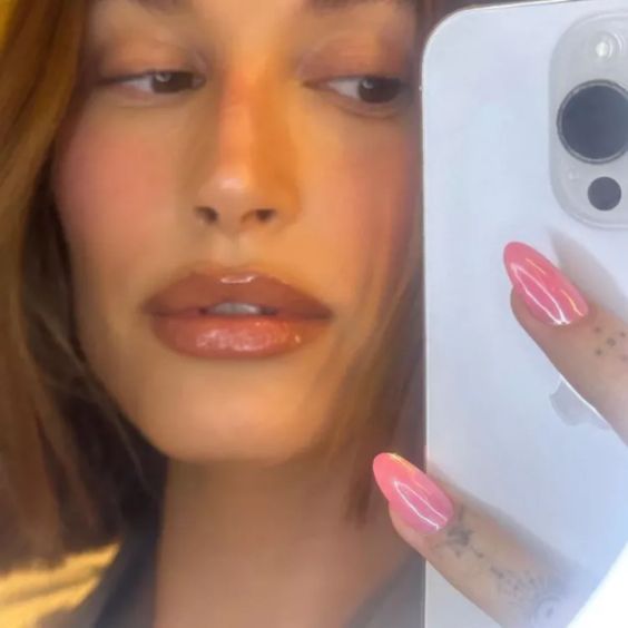 Hailey Bieber’s Barbie Glazed Nails