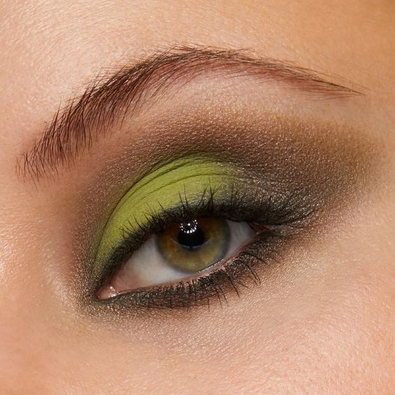 Olive Green Eyeshadow Look For Hazel Eyes