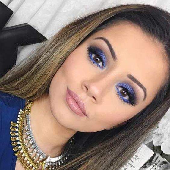 Royal Blue Eyeshadow