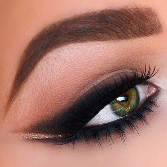 Smoked Winged Liner