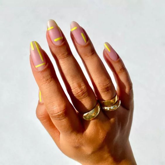 Yellow Line Nail Art