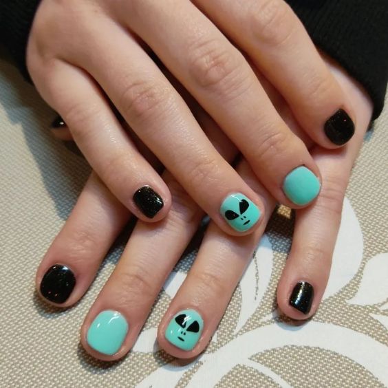 Alien Invasion Squoval Nails