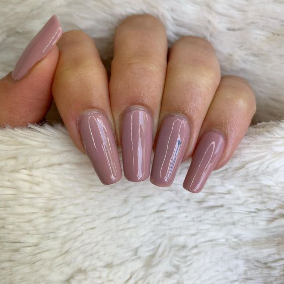 Classic Mauve Nails