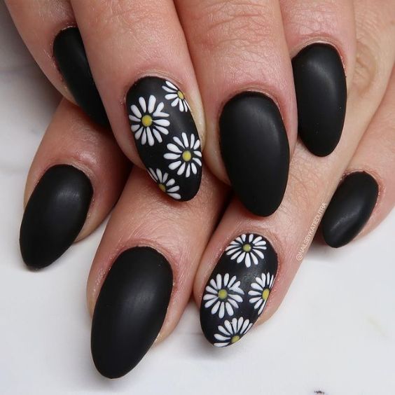 Daisies On Matte Black Nails