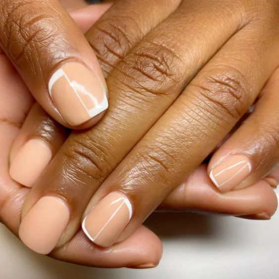 Peach-Nude French Tips