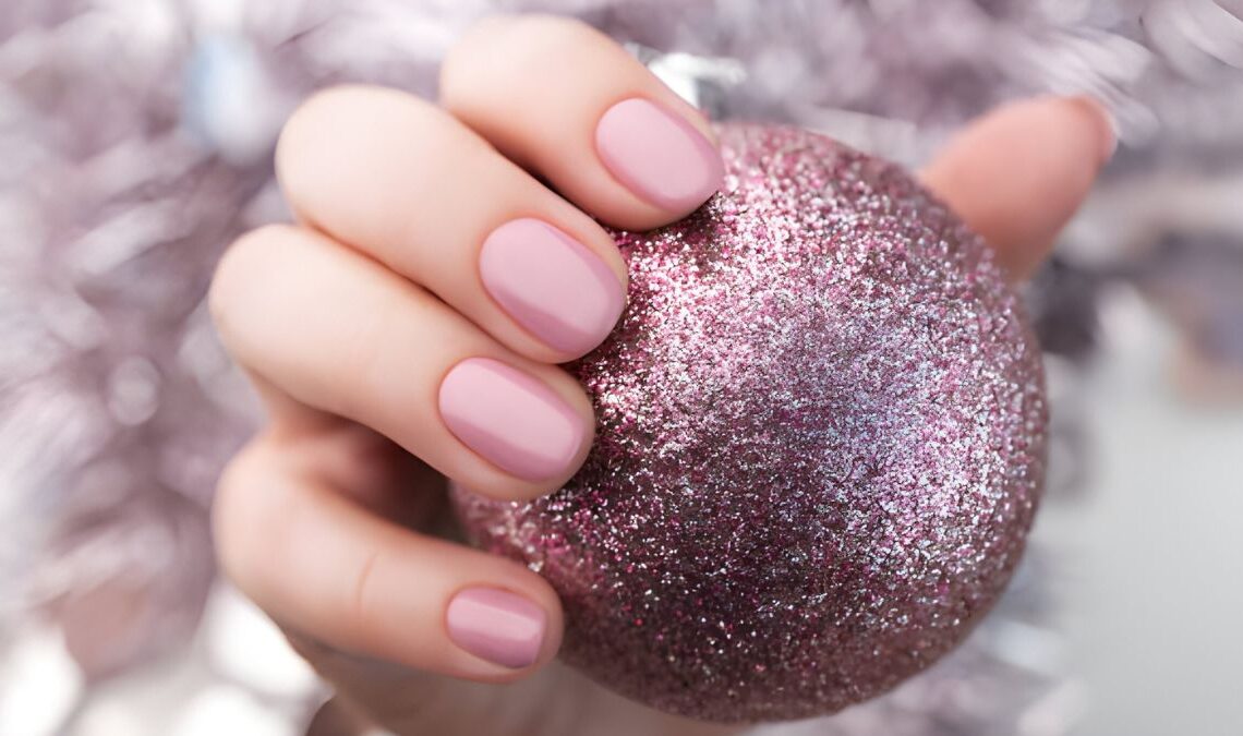 Popular Nude Nails With Glitter Designs