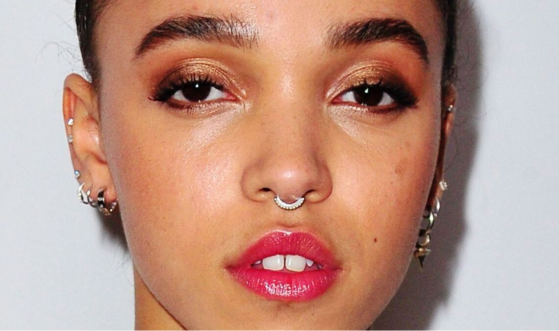 Facial Piercings Ideas For Men and Women