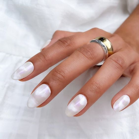 Dreamy Cloud Nails