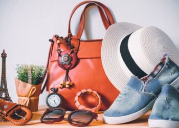 How to Style Accessories to Improve Your Look