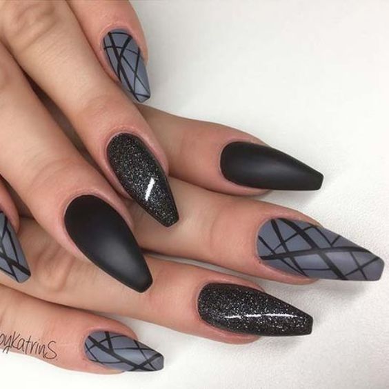 Black Triangle Matte Nails