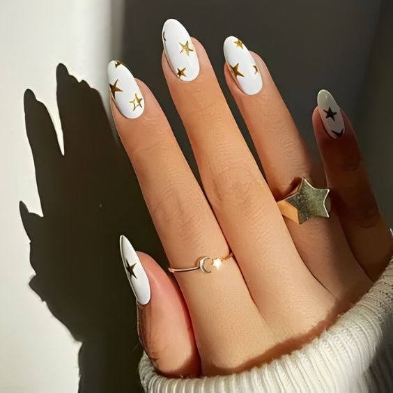 Gold Stars Nails