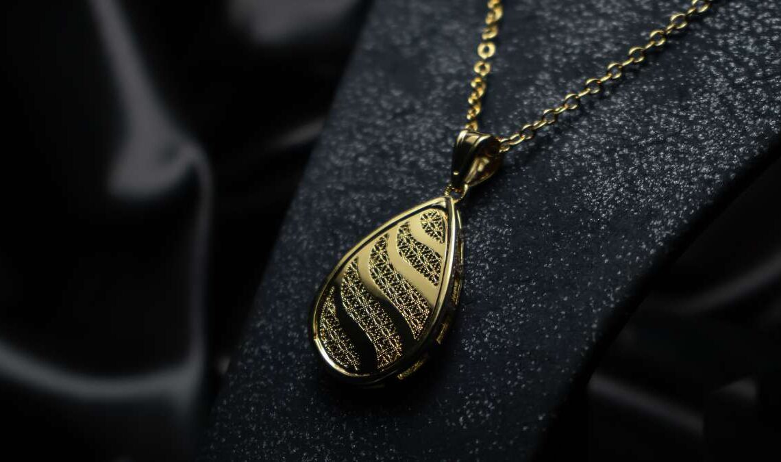 How Much Is A Custom Gold Pendant?