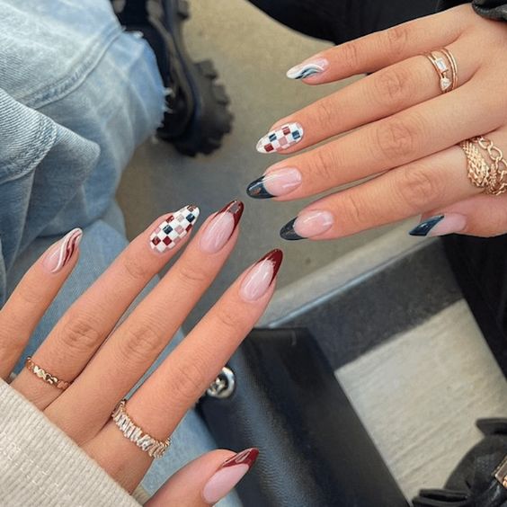 Short Pointy Checkered Nails 